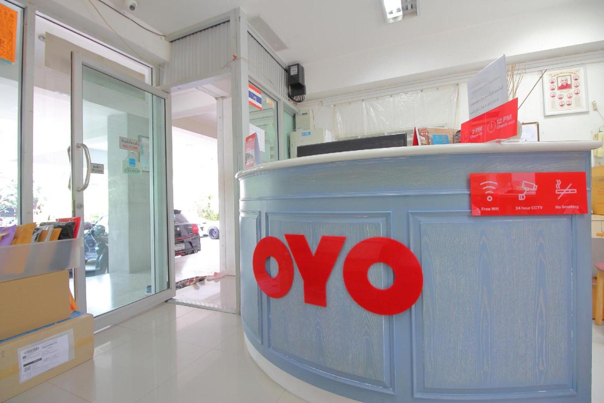 בנגקוק Super Oyo 498 Ladawan Villa מראה חיצוני תמונה
